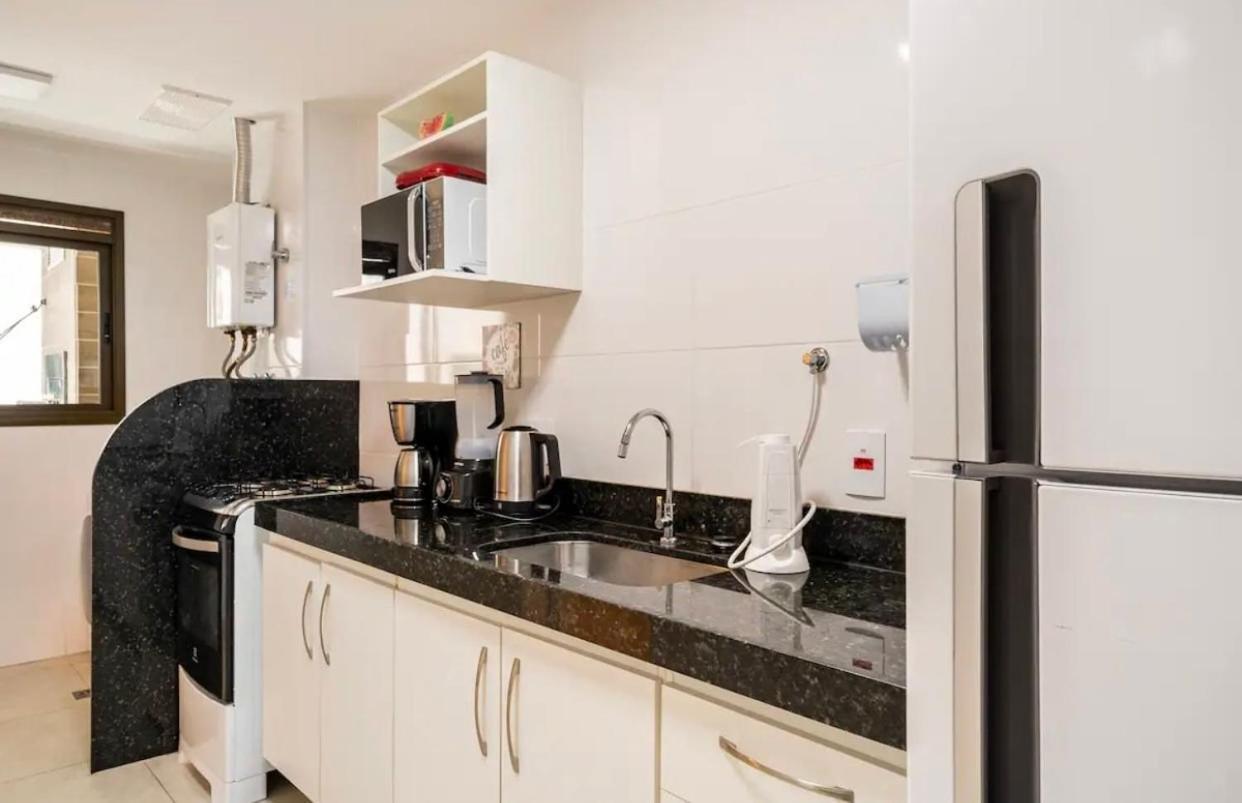 Apartamentos De 2 Quartos Com Piscina Na Praia Dos Anjos Arraial do Cabo Eksteriør billede